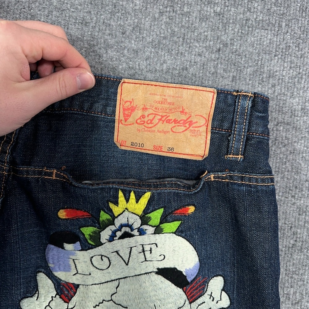 Vintage Ed Hardy Jeans Men 36x32 Embroidered Skull Crossbones Hearts Y2K - Picture 4 of 16